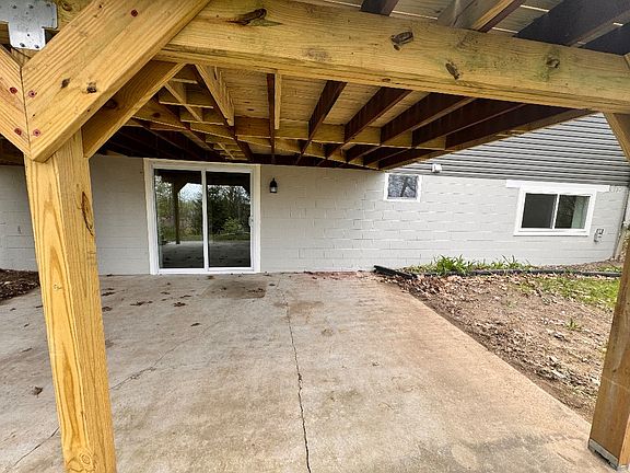 3rd image of 1424 W Grandview Blvd