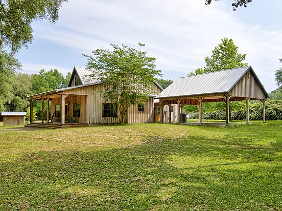 3rd image of 2682 County Road 204