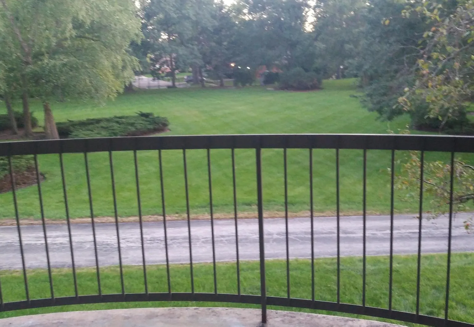 2 bed, 1000 sqft, $2,000 — Photo 2