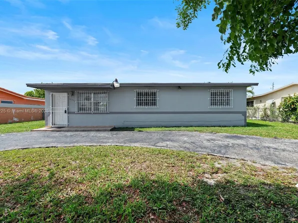 10721 SW 64th St, Miami, FL 33173
