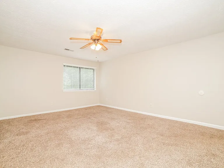 35 Windsong Ct — Photo 12