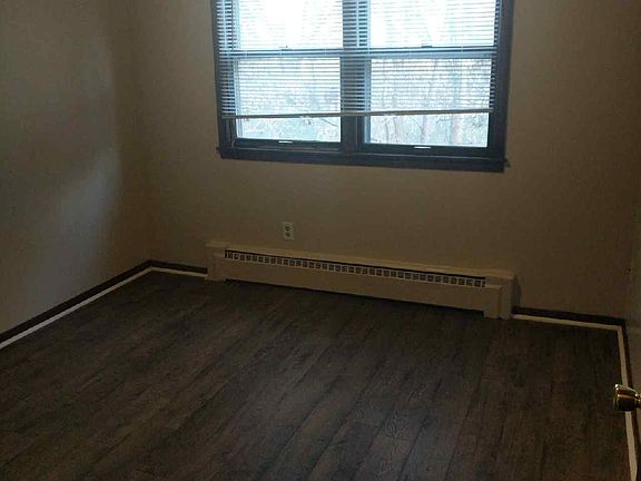 4th image of 1560 Willis Ave #11077800