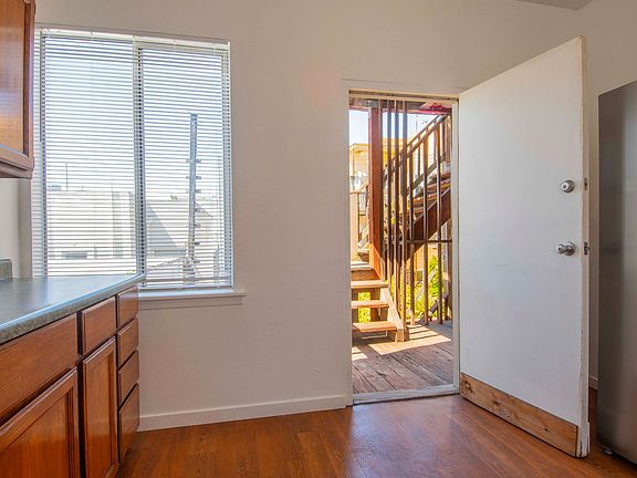 3rd image of 24-28 Langton St #26A