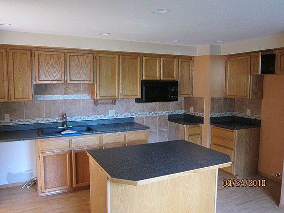 Sunny Kitchen