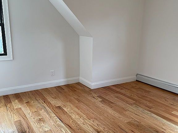 5th image of 14636 176th St