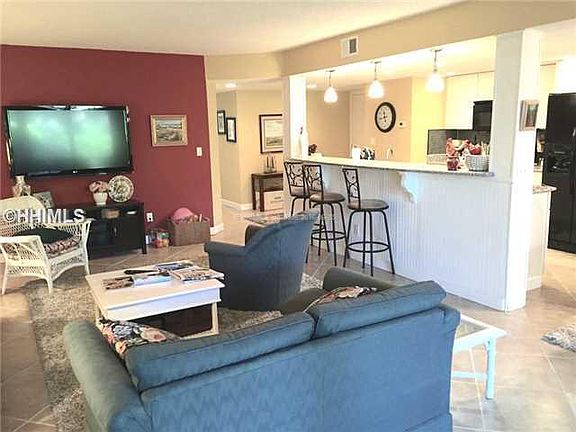 4th image of 262 S Sea Pines Dr #1674