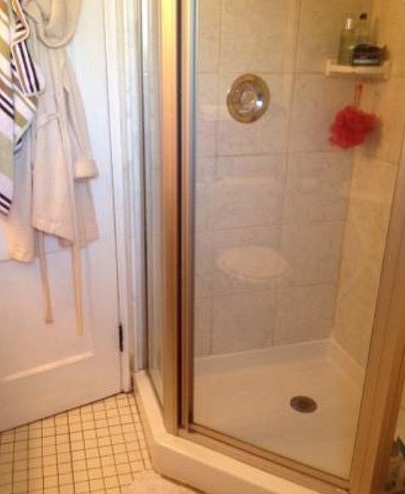 1st image of 1257 W Clifton Blvd