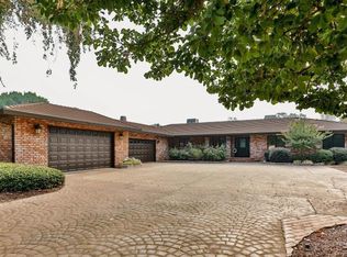 6039 Riverside Dr, Redding, CA 96001