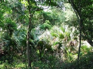 9 Laurel Cherry Ct, Southport, NC 28461