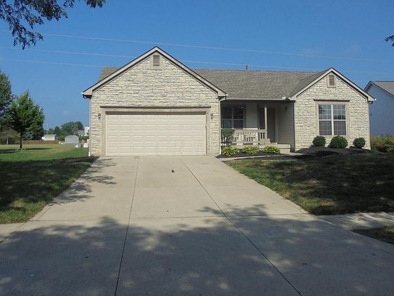 3rd image of 951 River Trail Dr