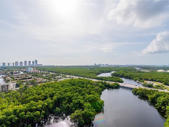 5th image of 16385 Biscayne Blvd Unit 2217