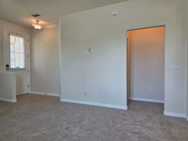4772 Silver Birch Way — Photo 15