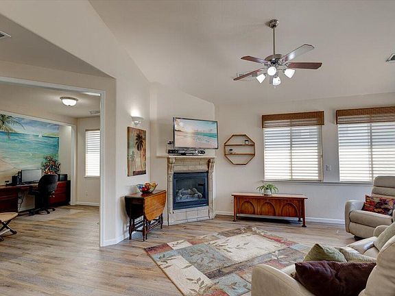 5th image of 4036 E Willow Avenue