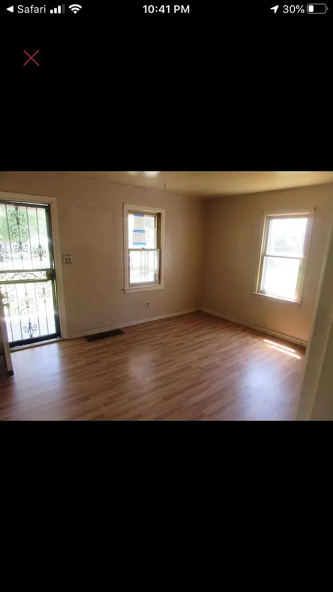 3214 Andrew St photo 1