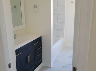 6400 Overton Rd, Louisville, KY 40228