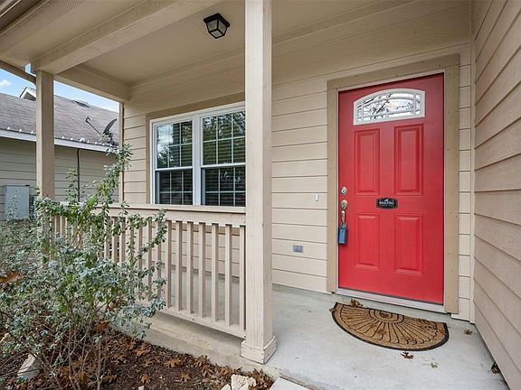 5th image of 2014 Charlotte Estates Dr