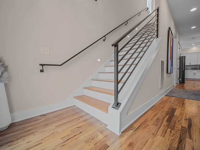 3109 Curtis St #A — Photo 8