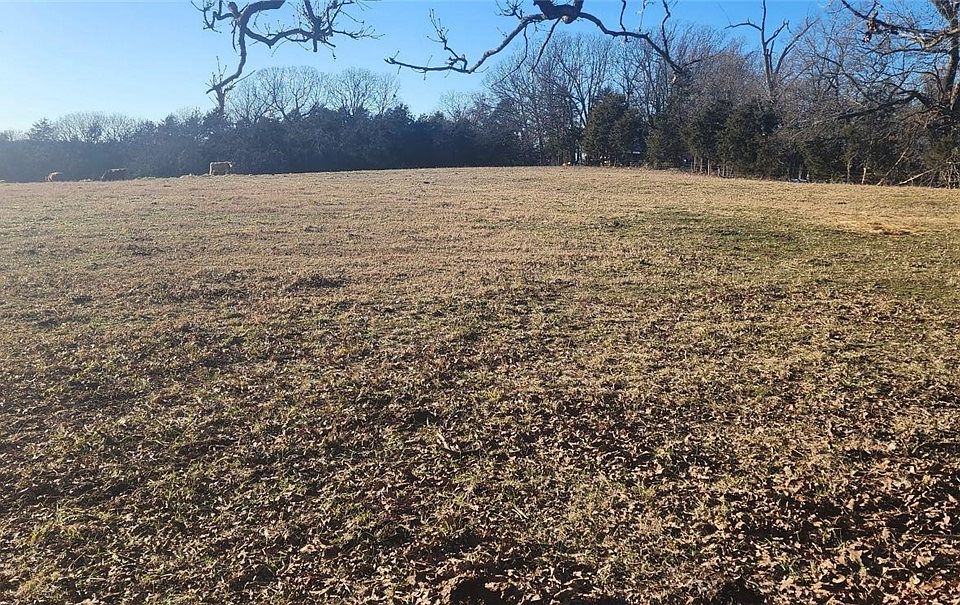 2nd image of Jones Rd