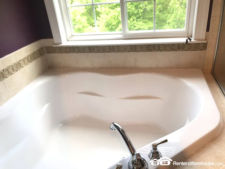 3511 Carriage Walk Ln — Photo 14