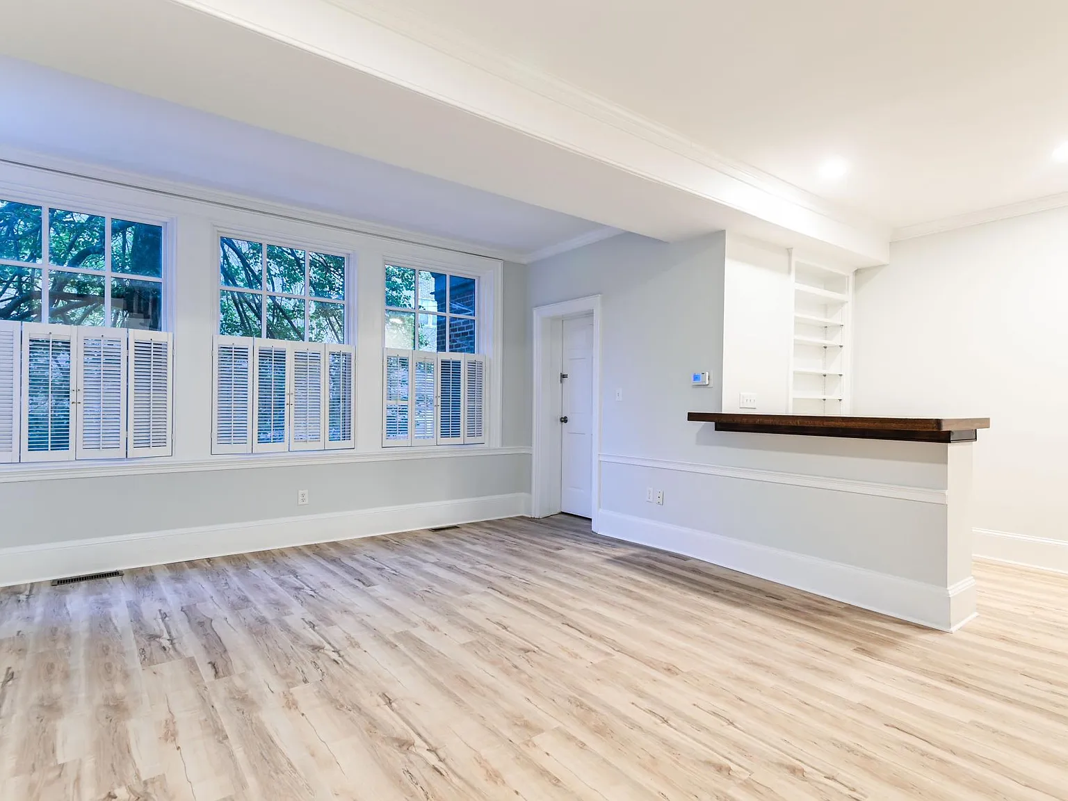 2 bed, $2,250 — Photo 2