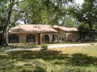 4835 Seawillow Rd, Lockhart, TX 78644