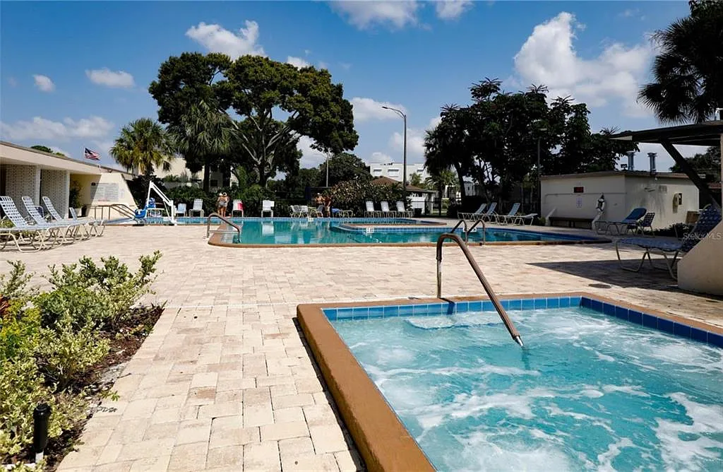 2 bed, 2.0 bath, 1245 sqft, $1,790 — Photo 4