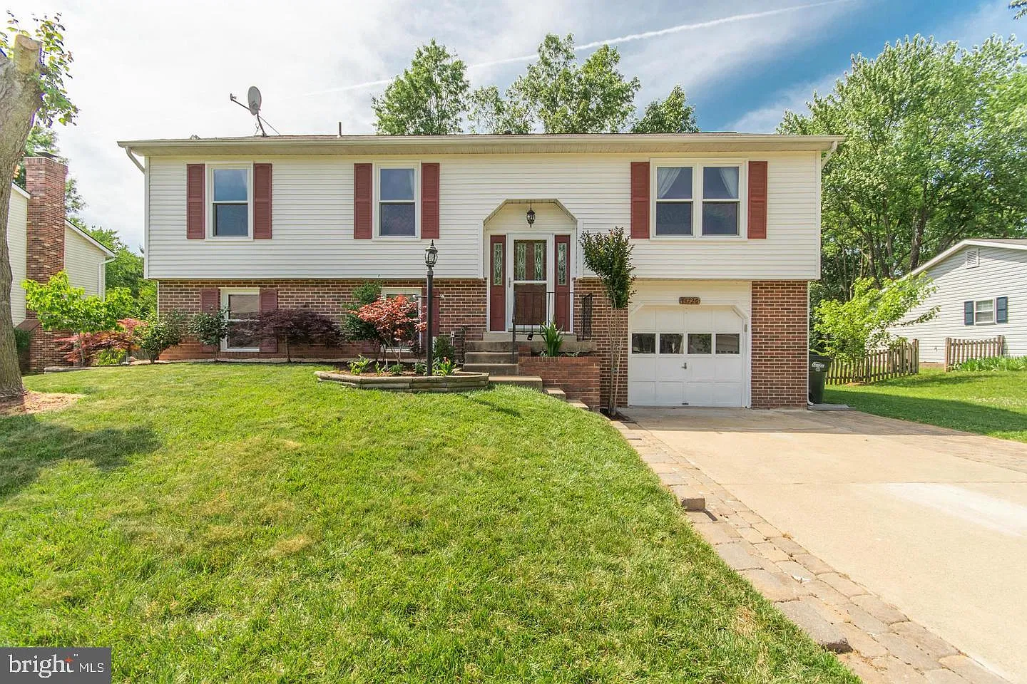 4 bed, 3.0 bath, 1560 sqft, $3,300 — Photo 1