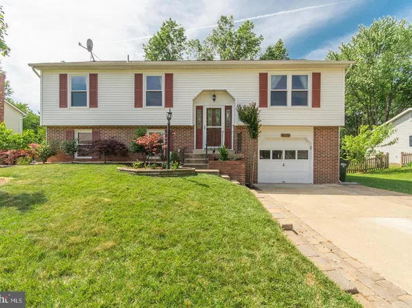 14726 Jarnigan St, Centreville, VA 20120