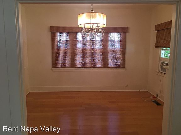 3rd image of 1628 Hillview Pl Unit A
