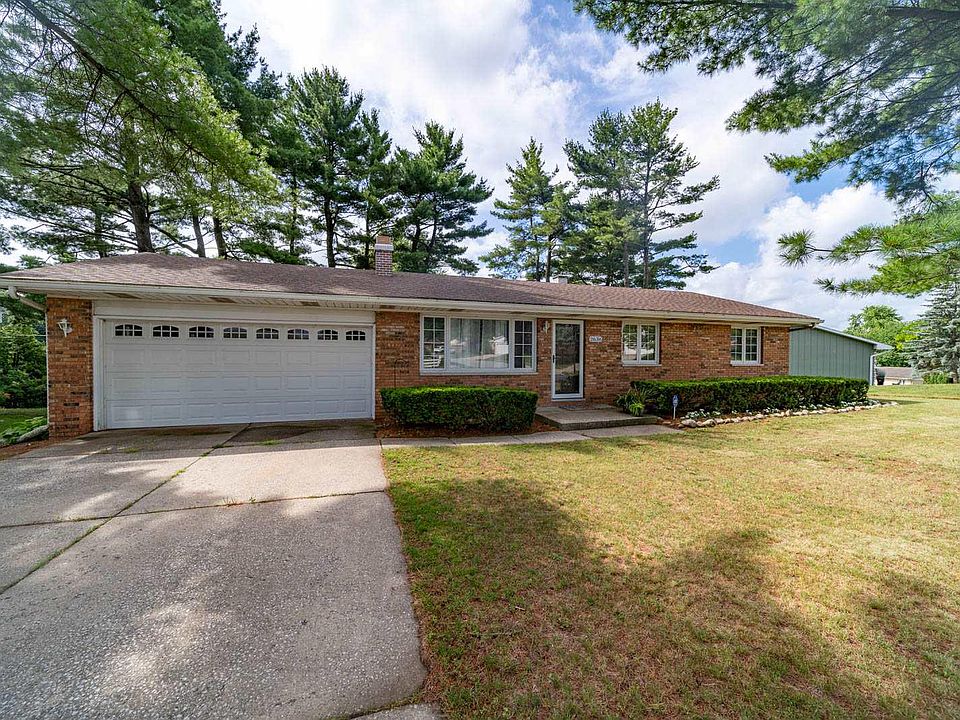 1st image of 2636 Arrowhead Dr