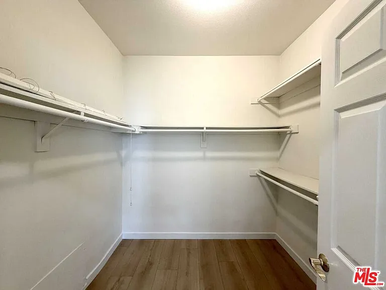 9836 Vidor Dr #1B — Photo 14