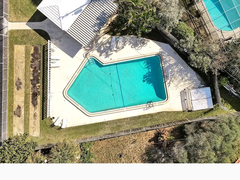 2186 Highway A1A #6 — Photo 3
