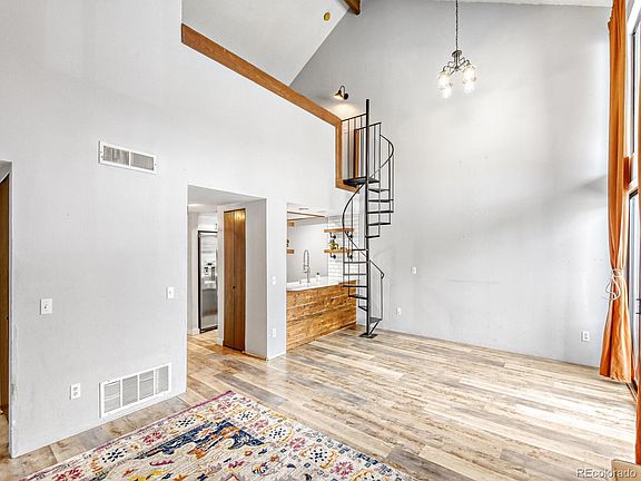 4th image of 14066 E Stanford Circle #H10