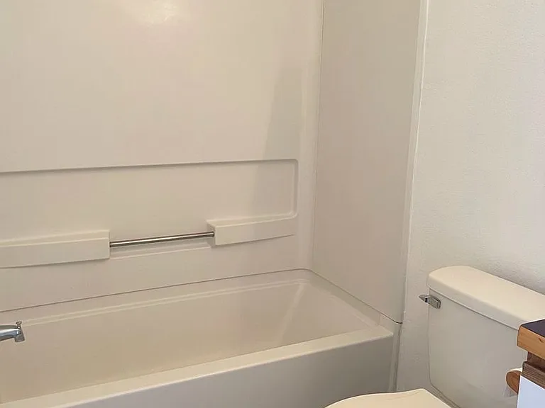 422 W Knearl St — Photo 5