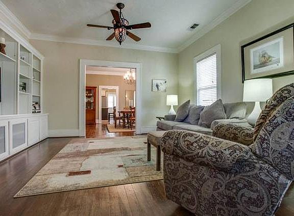 5th image of 1009 Cristler Ave