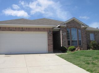 627 Ridgehill Dr, Burleson, TX 76028