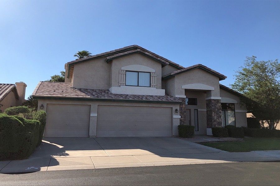 1st image of 17234 N 42nd Pl