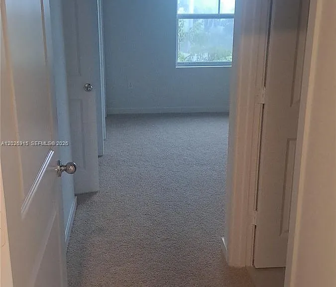408 NE 1st Dr — Photo 3