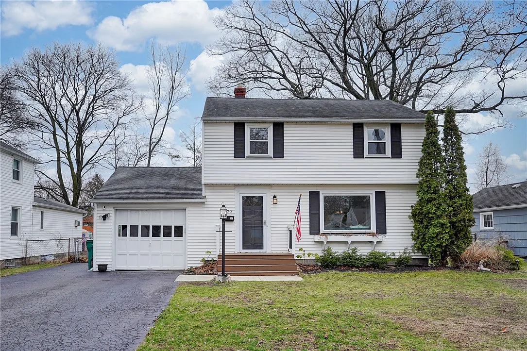 379 Brandon Rd photo 1