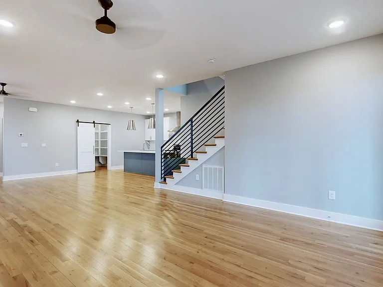 6412B Edsel Dr — Photo 6