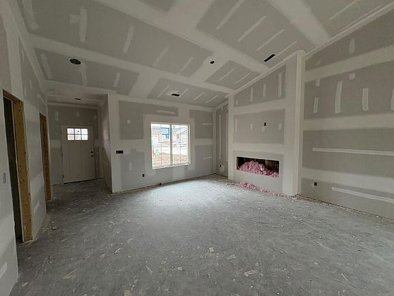 4th image of 5903 Plumthicket St