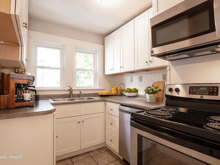 195 Sagamore St #2 — Photo 7