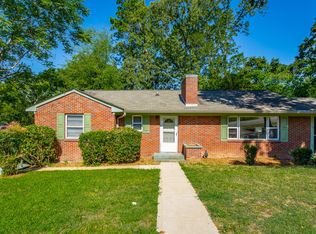 211 Booth Rd, Chattanooga, TN 37411