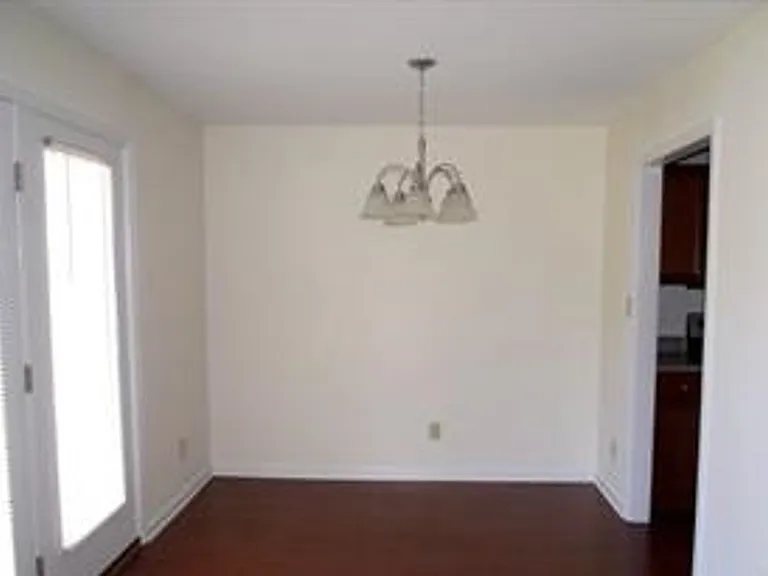 661 Bartons Landing Pl #2 — Photo 7