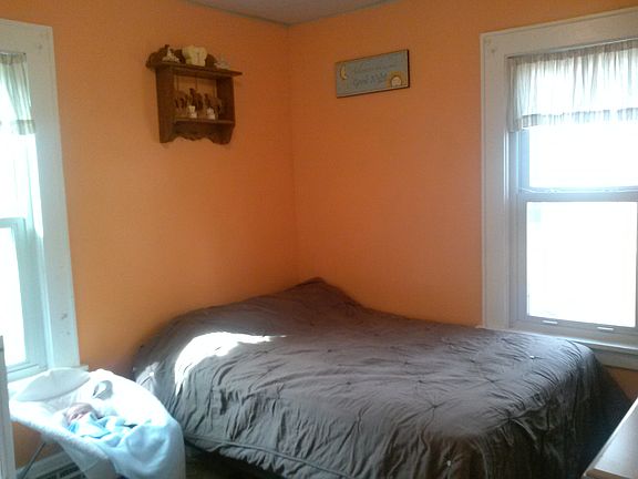 5th image of 446 W Maryland Ave