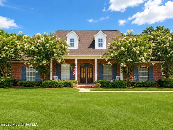 1010 Longwood Pl, Pearl, MS 39208