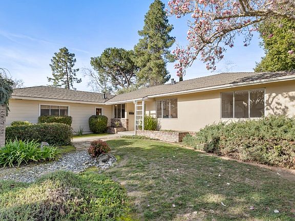 3rd image of 1461 Barton Dr