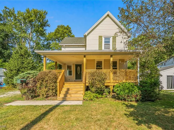 474 1st St, Geneva, OH 44041