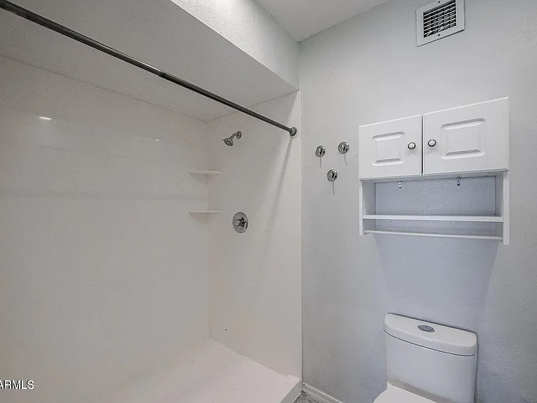 1740 E Camino Del Santo — Photo 23