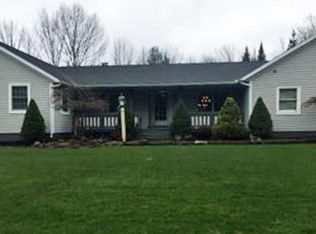 97 1/2 Sanger Ave, New hartford, NY 13413